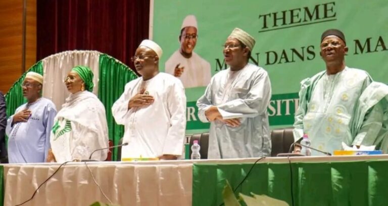 URD-Bureau-execuftif-Responsables-11eme-conference-URD-1210x642