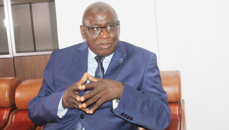 MODIBO Keita (UNE )1