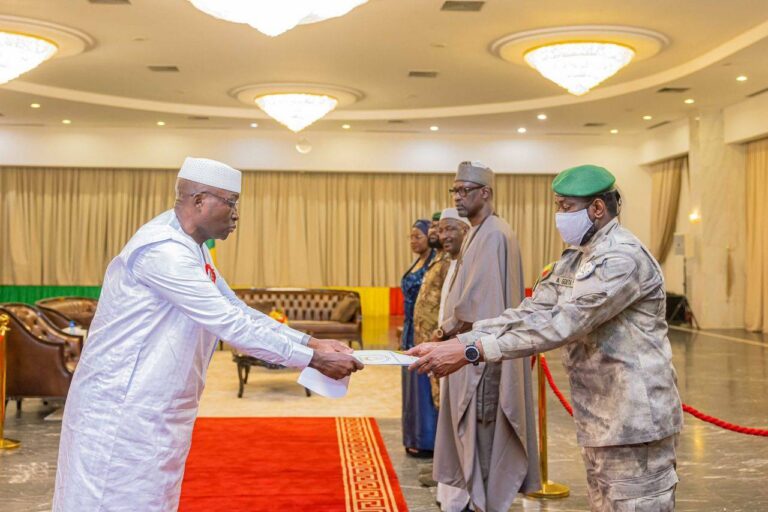 Lettres de créance 3