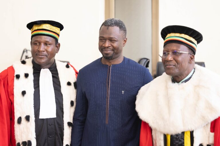 Prestation de serment du Président de l'OCLEI